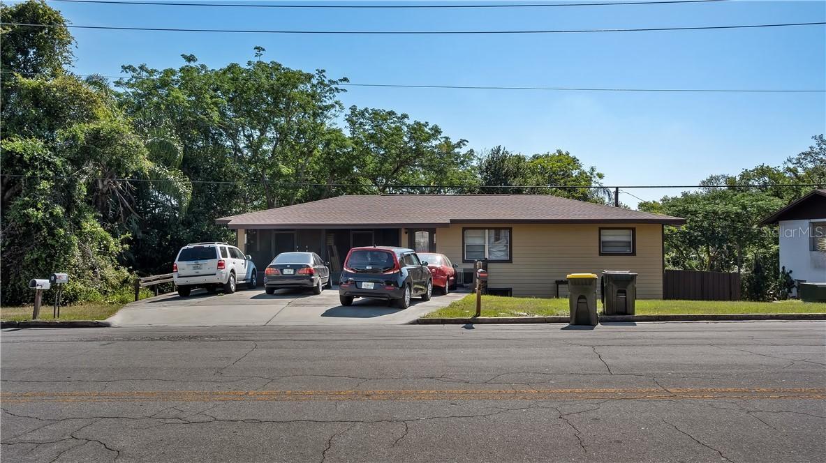 1313 East Ave., Clermont, FL 34711