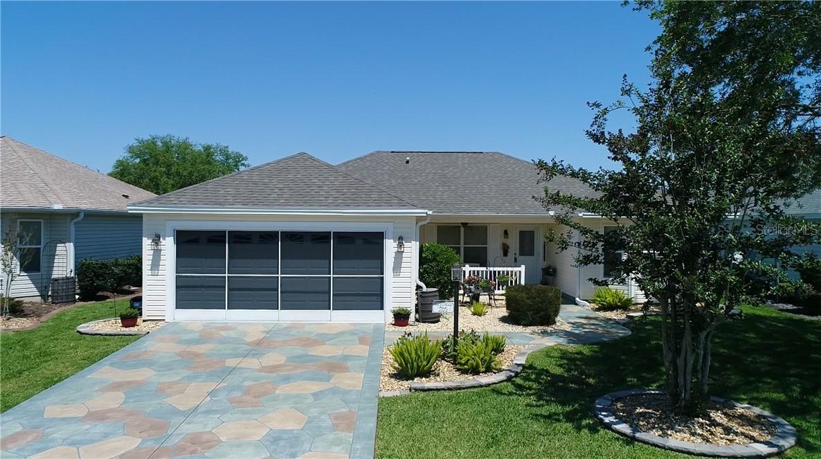 1843 Oxford Ln., The Villages, FL 32162