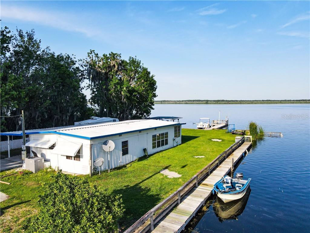 888 Cr 461, Lake Panasoffkee, FL 33538