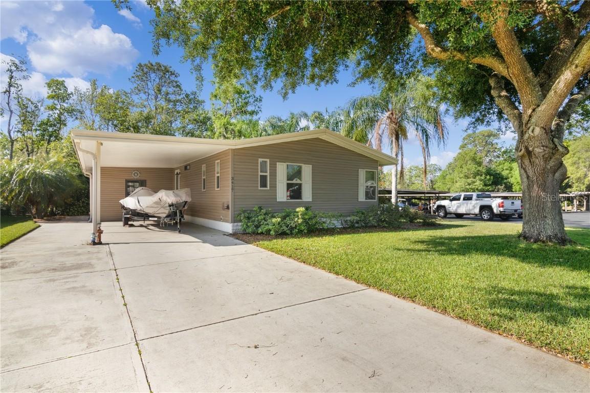 3417 Myakka River Rd., Tavares, FL 32778