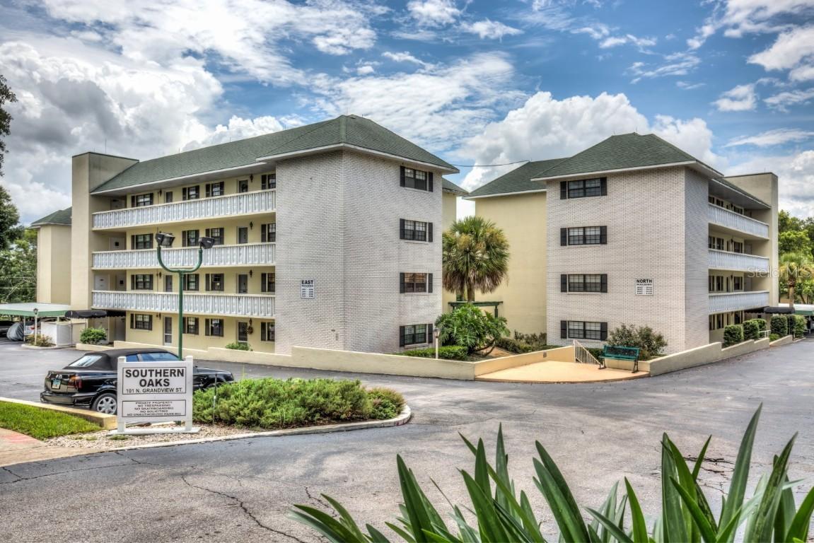 101 N Grandview St. #305, Mount Dora, FL 32757