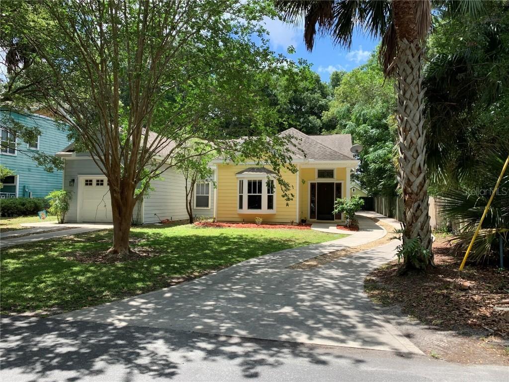 200 Fearon Ave., Mount Dora, FL 32757