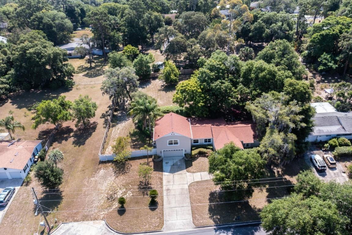 1502 Normandy Dr., Mount Dora, FL 32757
