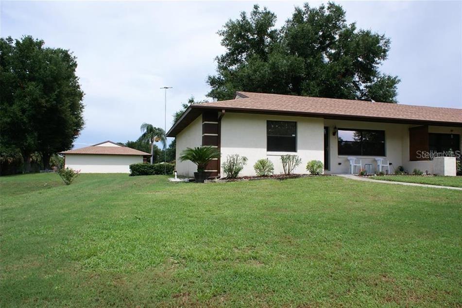 30129 Robin Ln., Tavares, FL 32778