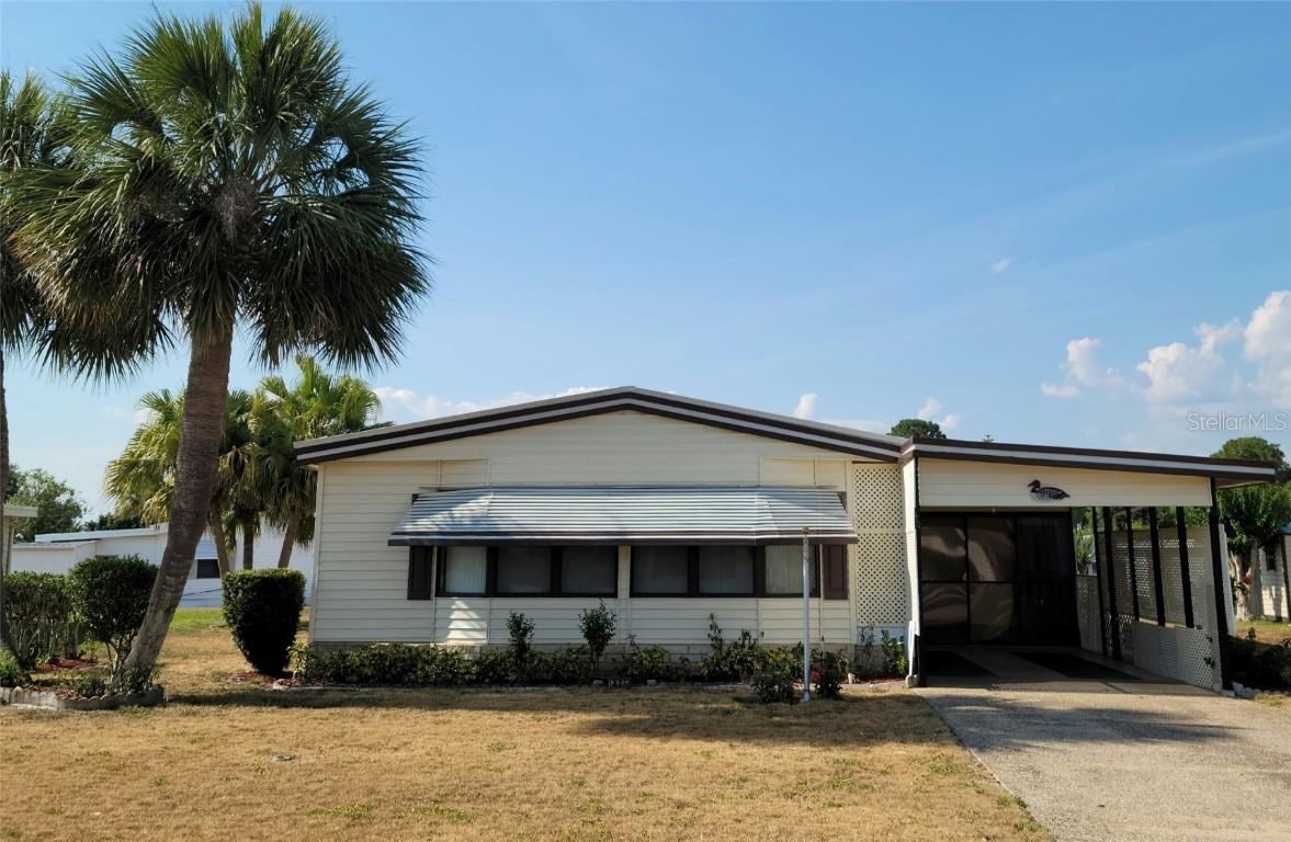 1435 Mohawk Cir., Tavares, FL 32778