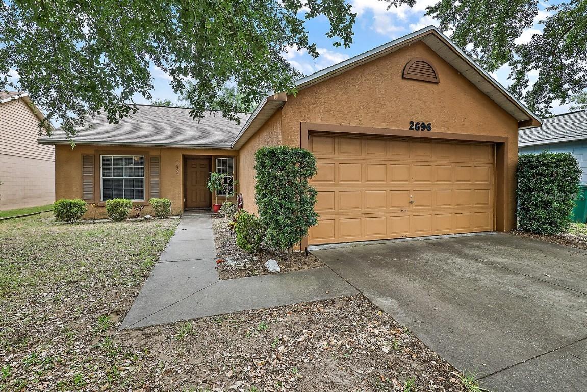 2696 Winchester Cir., Eustis, FL 32726