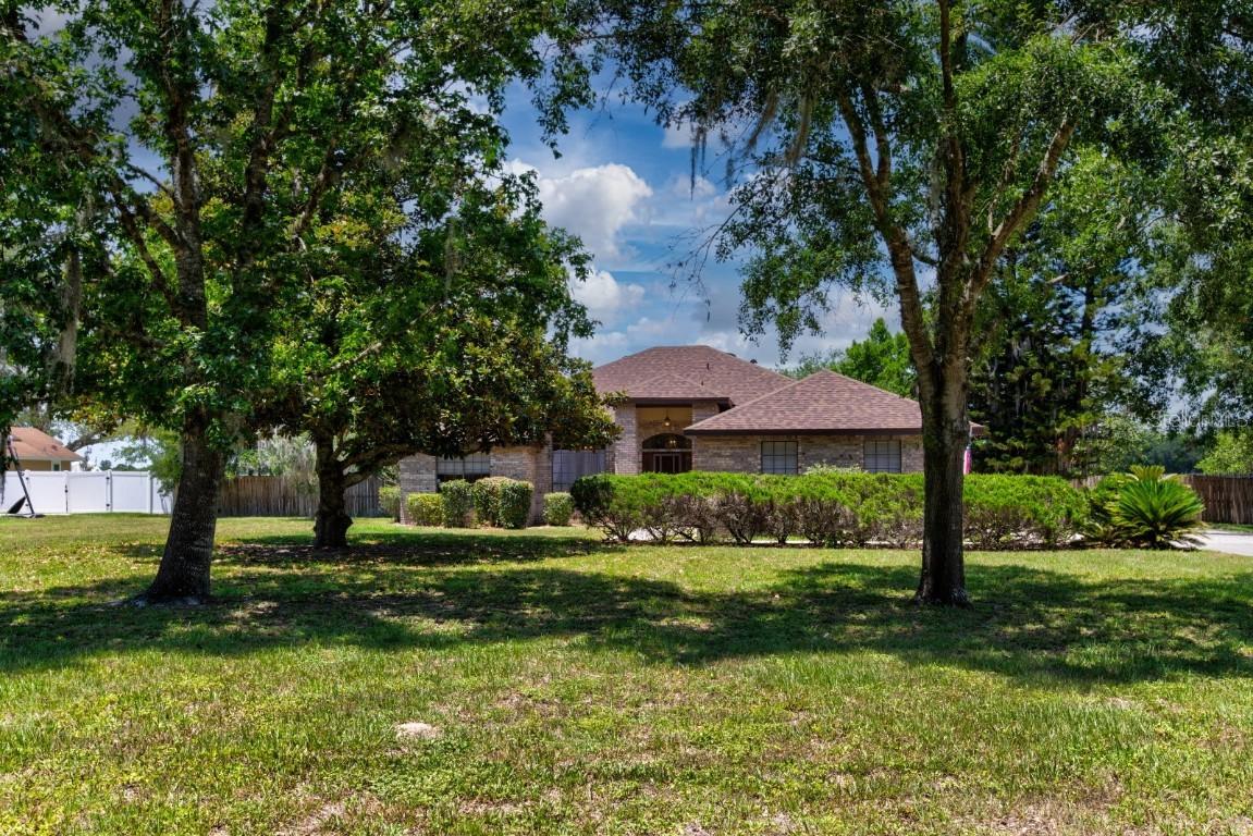 8017 Earlwood Ave., Mount Dora, FL 32757