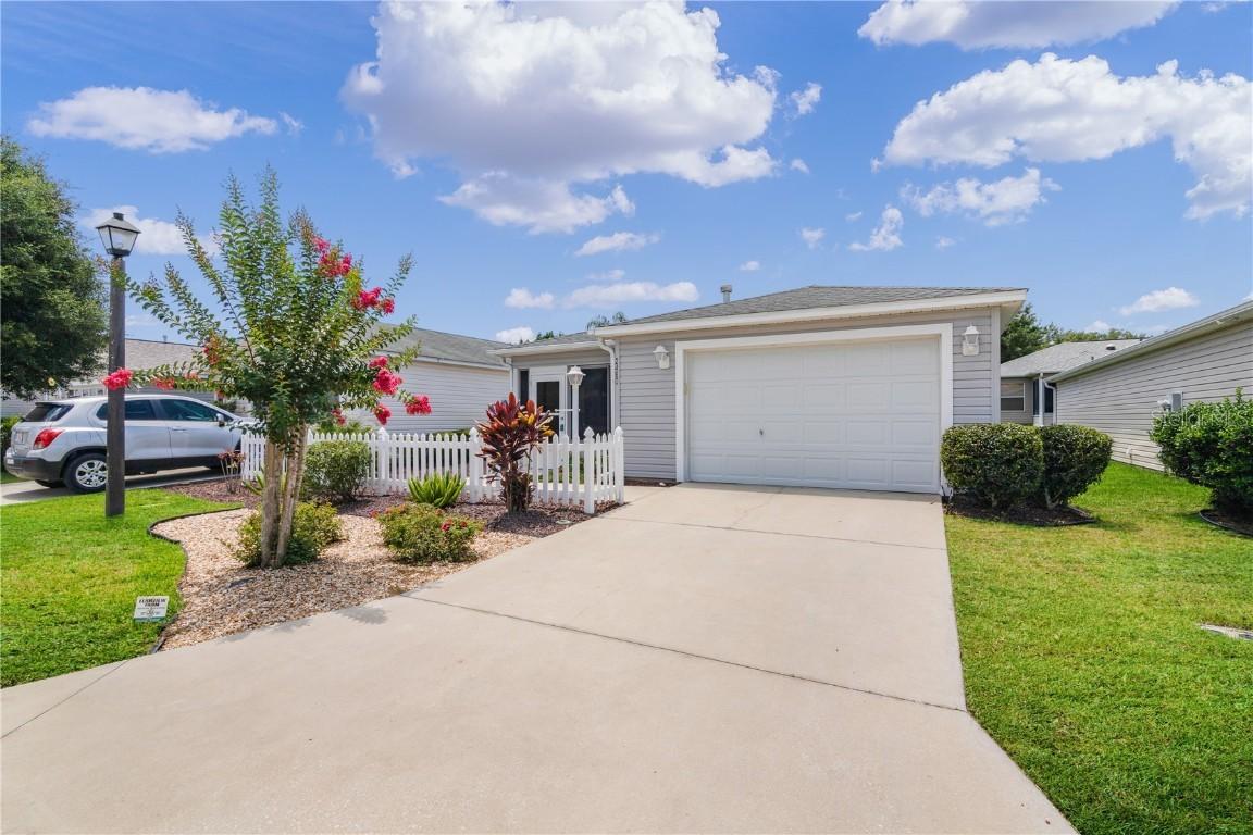 2480 Kingstree Pl., The Villages, FL 32162