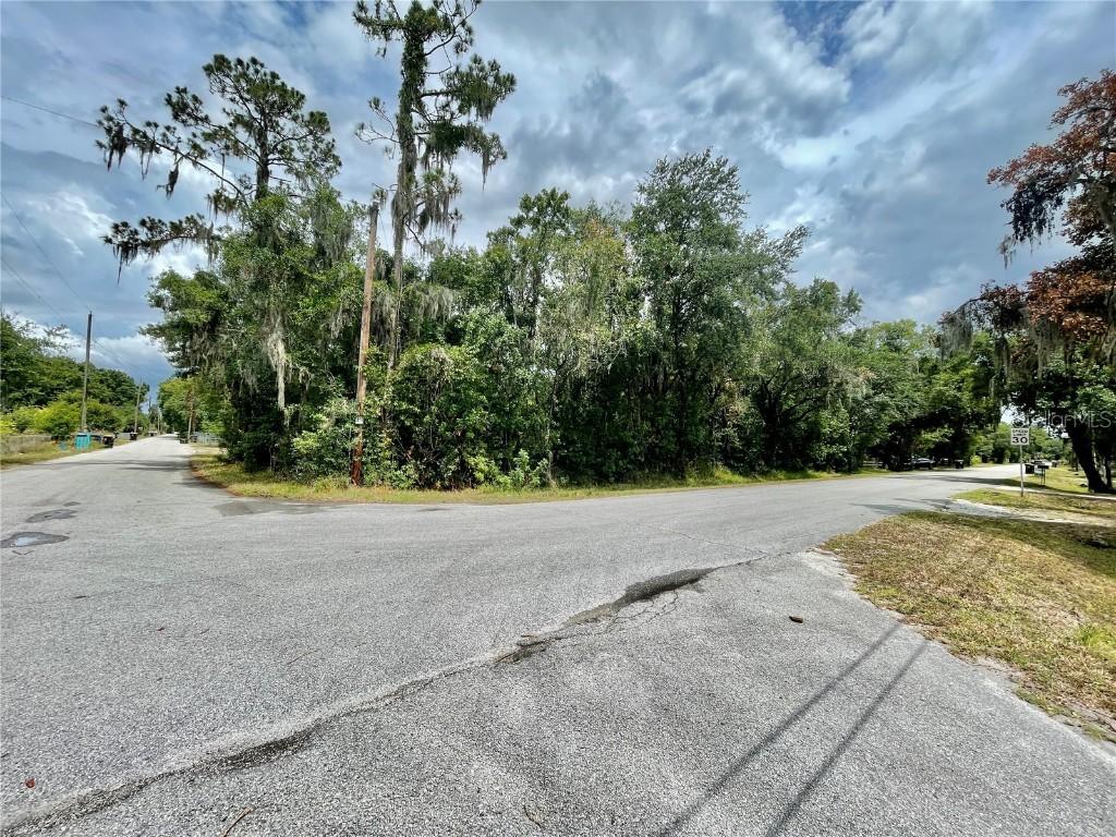 132 12th St., Winter Haven, FL 33880