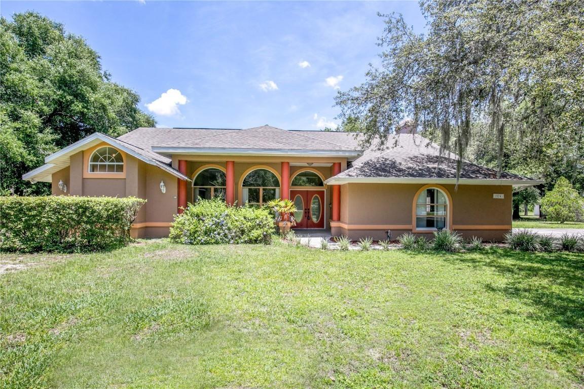 15241 Willow Ln., Tavares, FL 32778