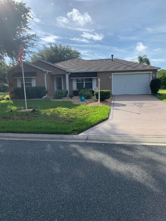 913 Cambridge Ct., The Villages, FL 32162