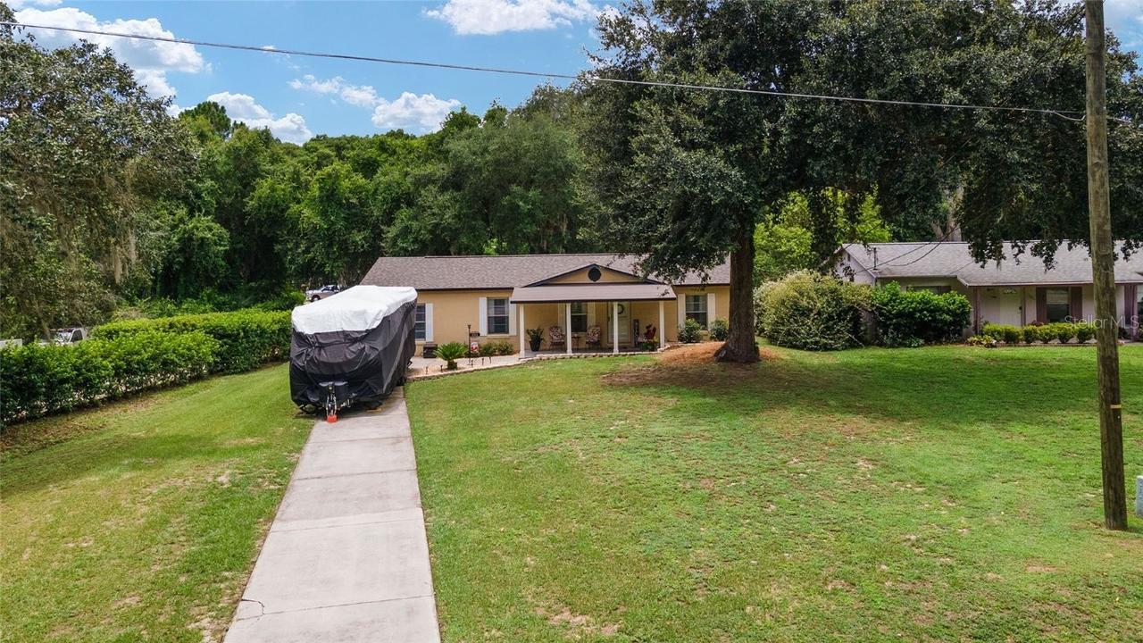 30831 Sealine Dr., Leesburg, FL 34748