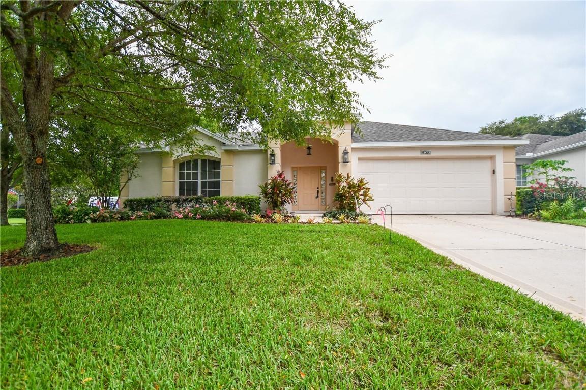 2073 Dobson St., Clermont, FL 34711