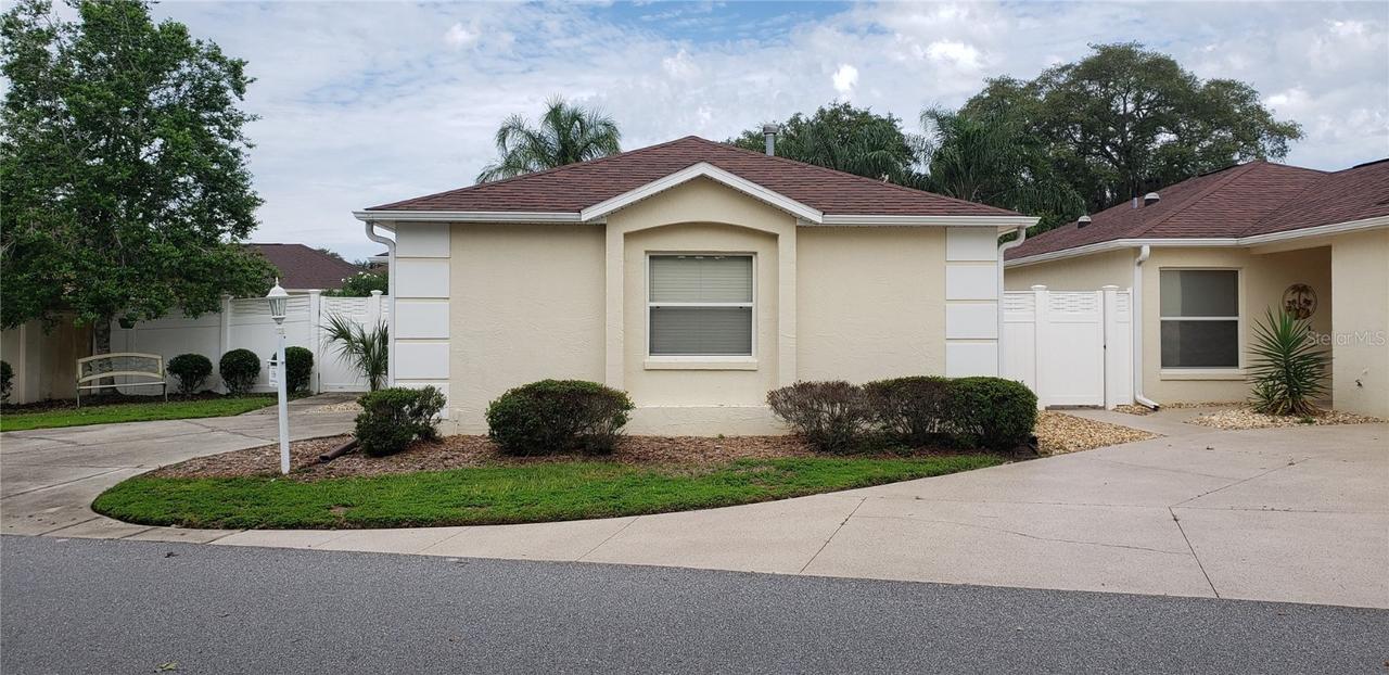 536 Ashford Ave., The Villages, FL 32162