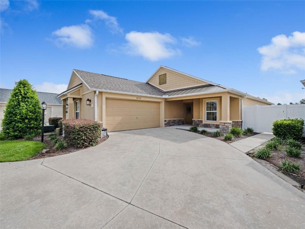 2839 Charlevoix St., The Villages, FL 32163