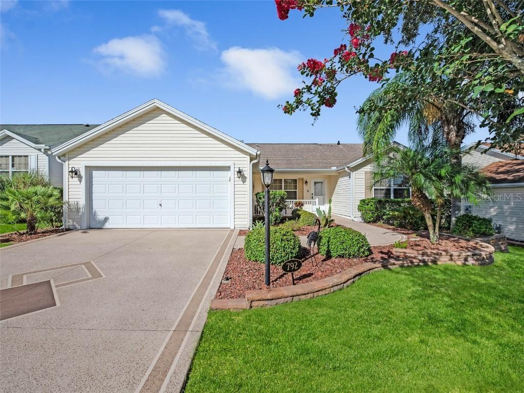 792 Turbeville Ter., The Villages, FL 32162