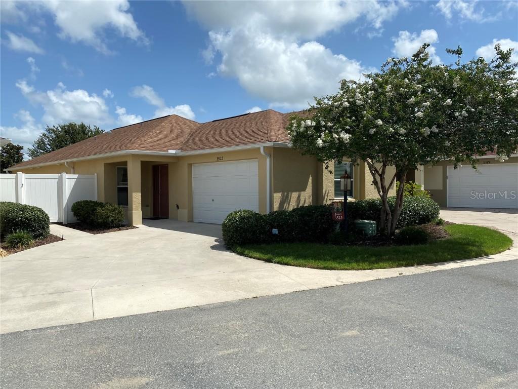 3523 Marianna Pl., The Villages, FL 32163