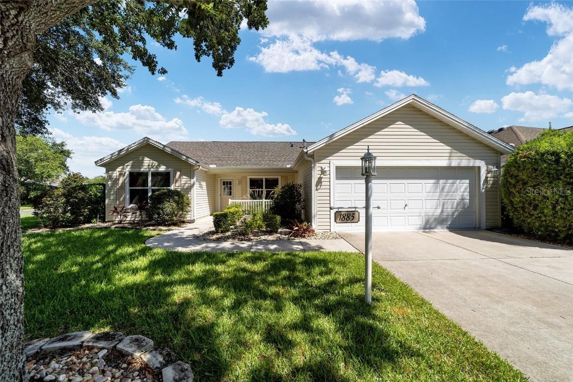1885 Treadwell Ter., The Villages, FL 32162