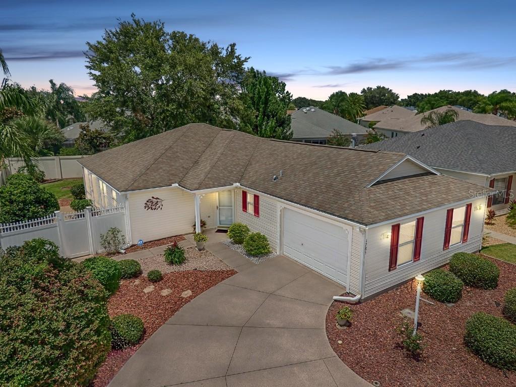 1785 Chilton Ct., The Villages, FL 32162