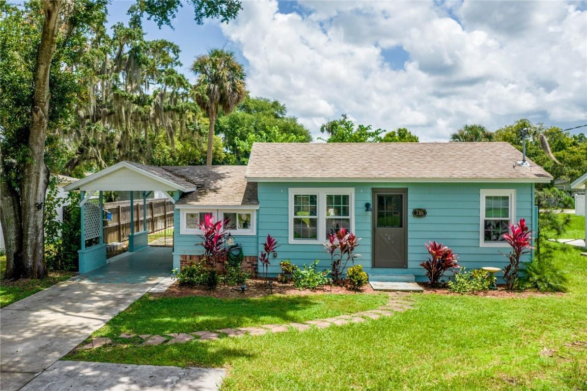 716 N Rockingham Ave., Tavares, FL 32778