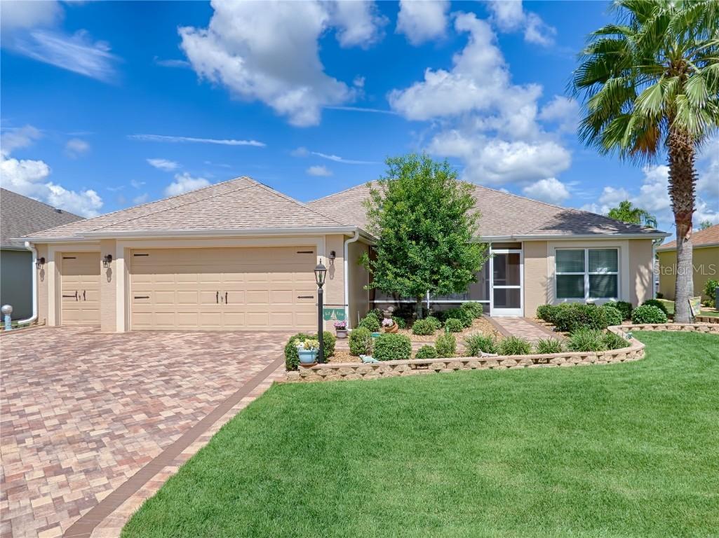 2406 Adelphi Ave., The Villages, FL 32162