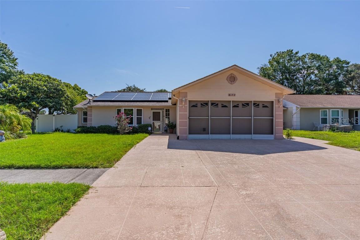8122 Gabriel Dr, Port Richey, FL 34668