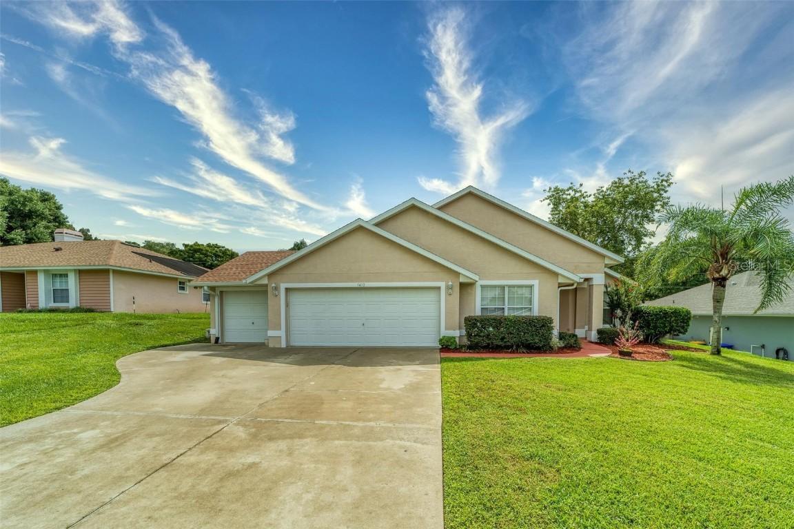 1412 Cove Pl., Tavares, FL 32778