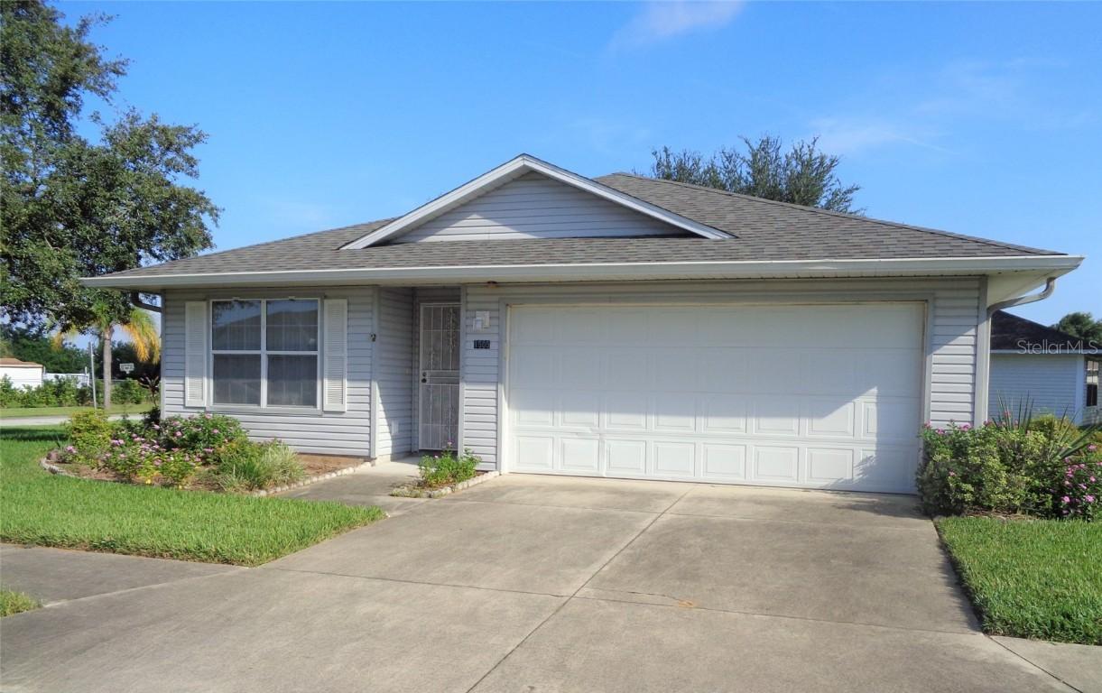1505 Golden Palm Cir, Tavares, FL 32778