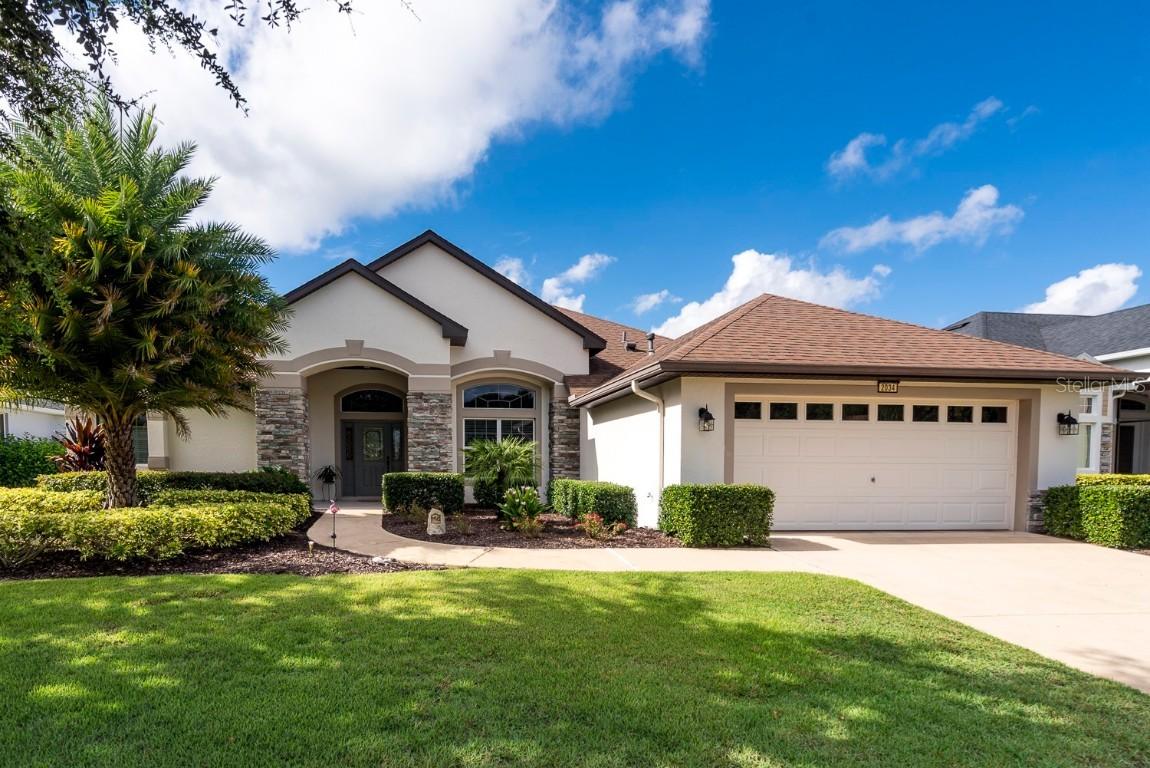 2034 Bayside Ave., Mount Dora, FL 32757