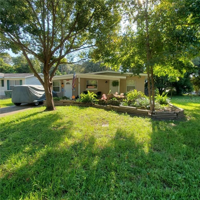 210 N Truett St., Leesburg, FL 34748