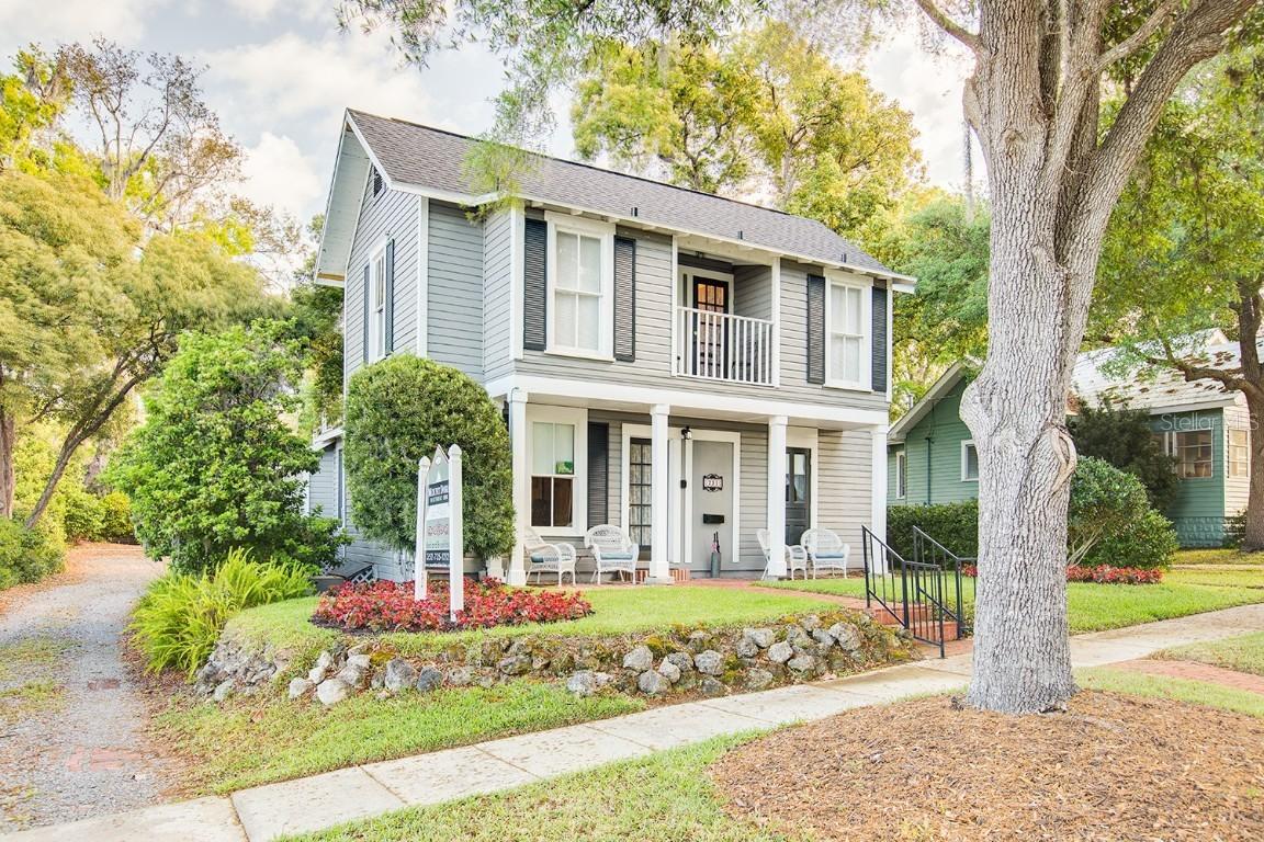 221 E 4th Ave., Mount Dora, FL 32757