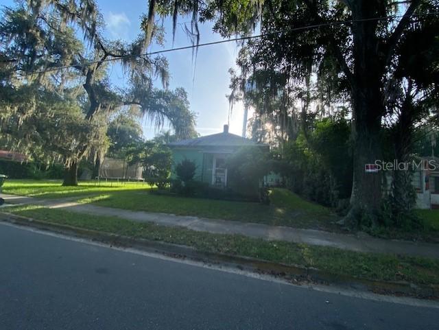 112 N Moss St., Leesburg, FL 34748