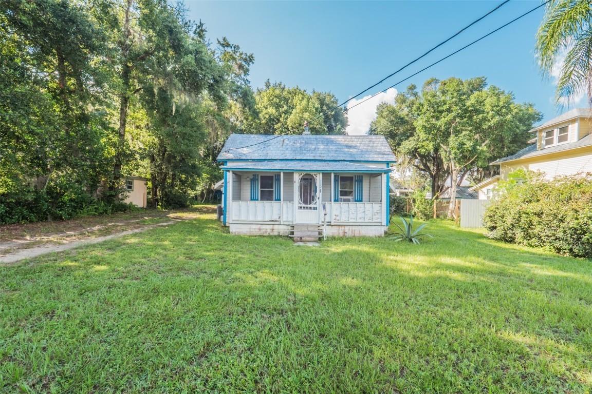 112 E Lemon Ave., Eustis, FL 32726