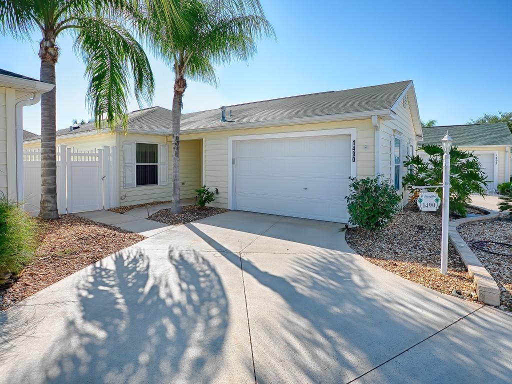 1490 Azteca Loop, The Villages, FL 32162