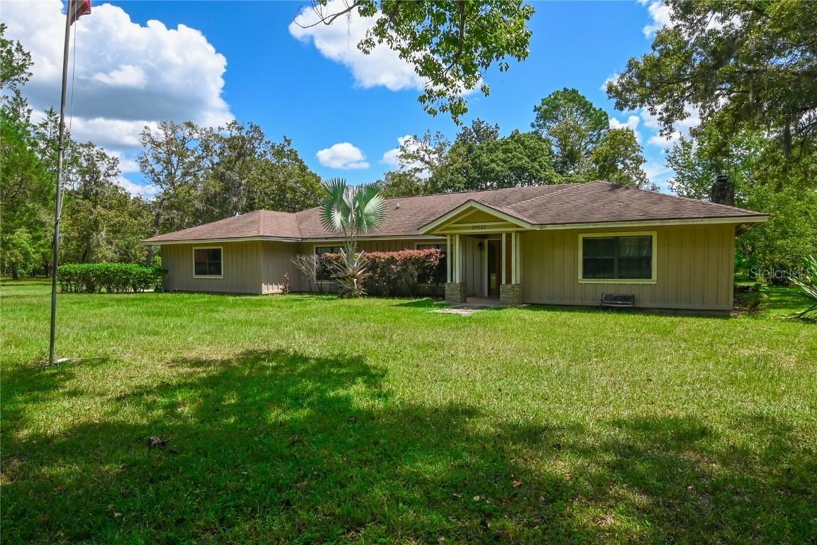 29522 Deerwood Farms Rd., Sorrento, FL 32776