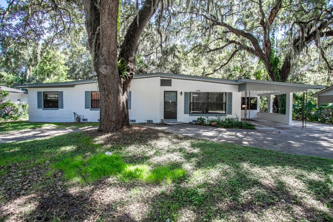 2339 Alice Ave., Eustis, FL 32726