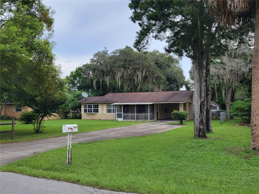 32146 Harris Rd., Tavares, FL 32778