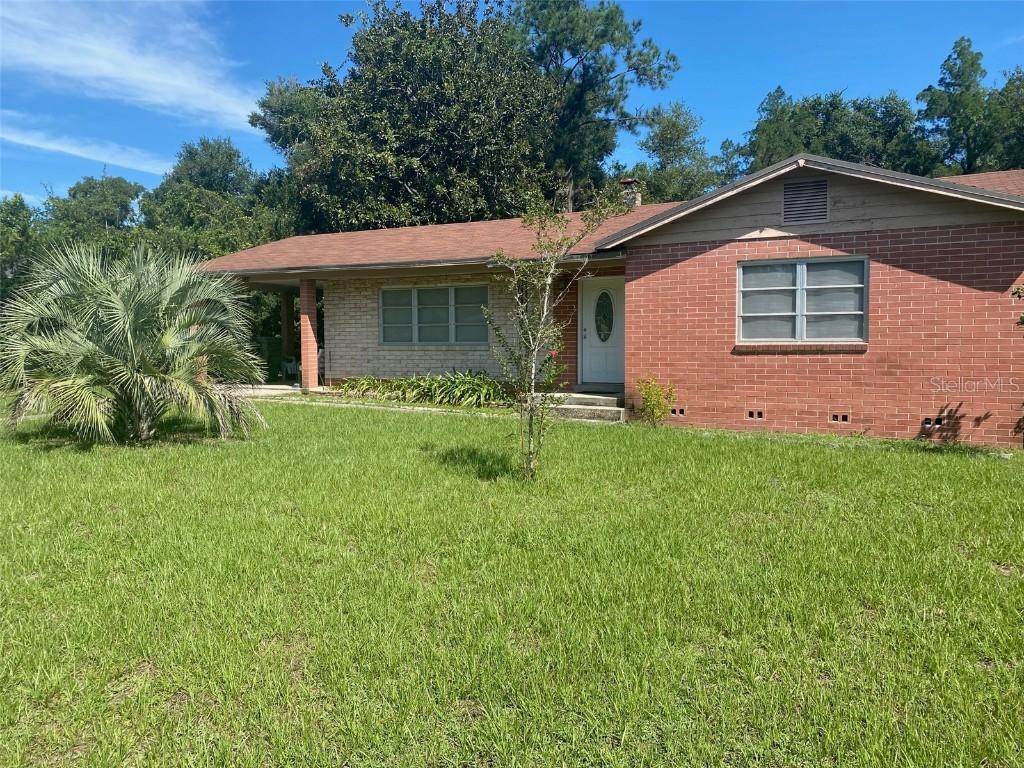 2108 Vine St., Leesburg, FL 34748