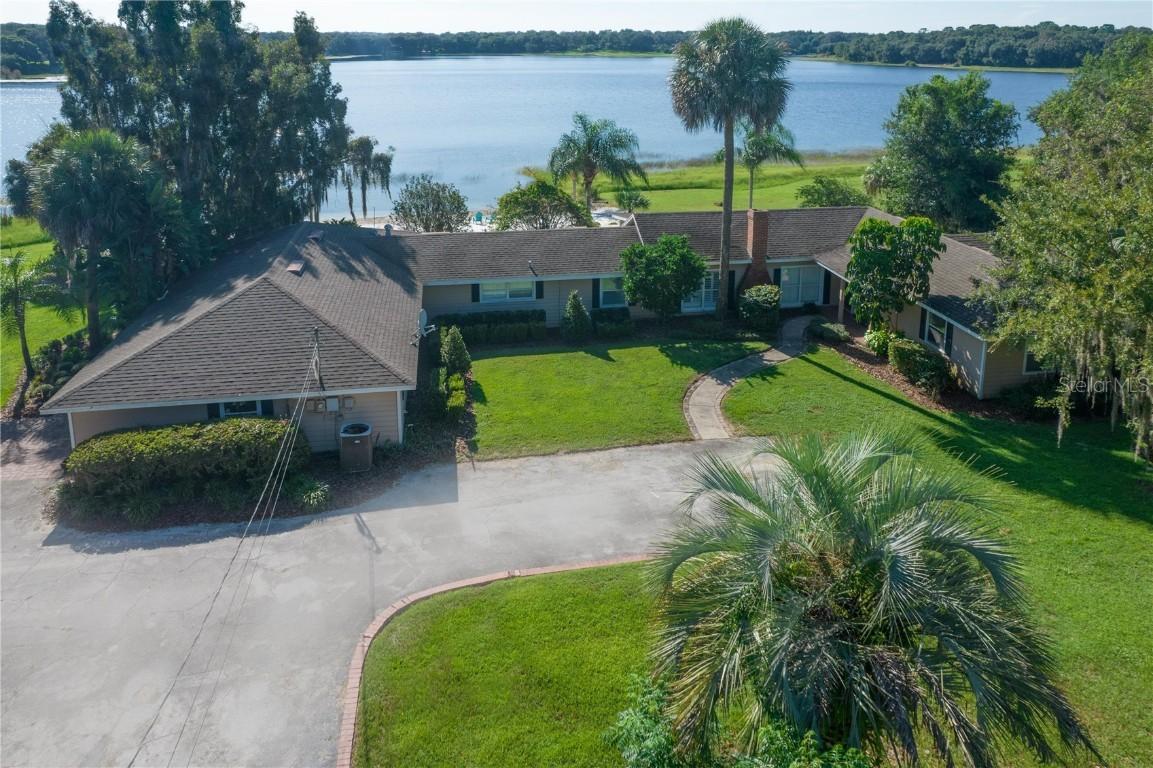 1701 Tyringham Rd., Eustis, FL 32726