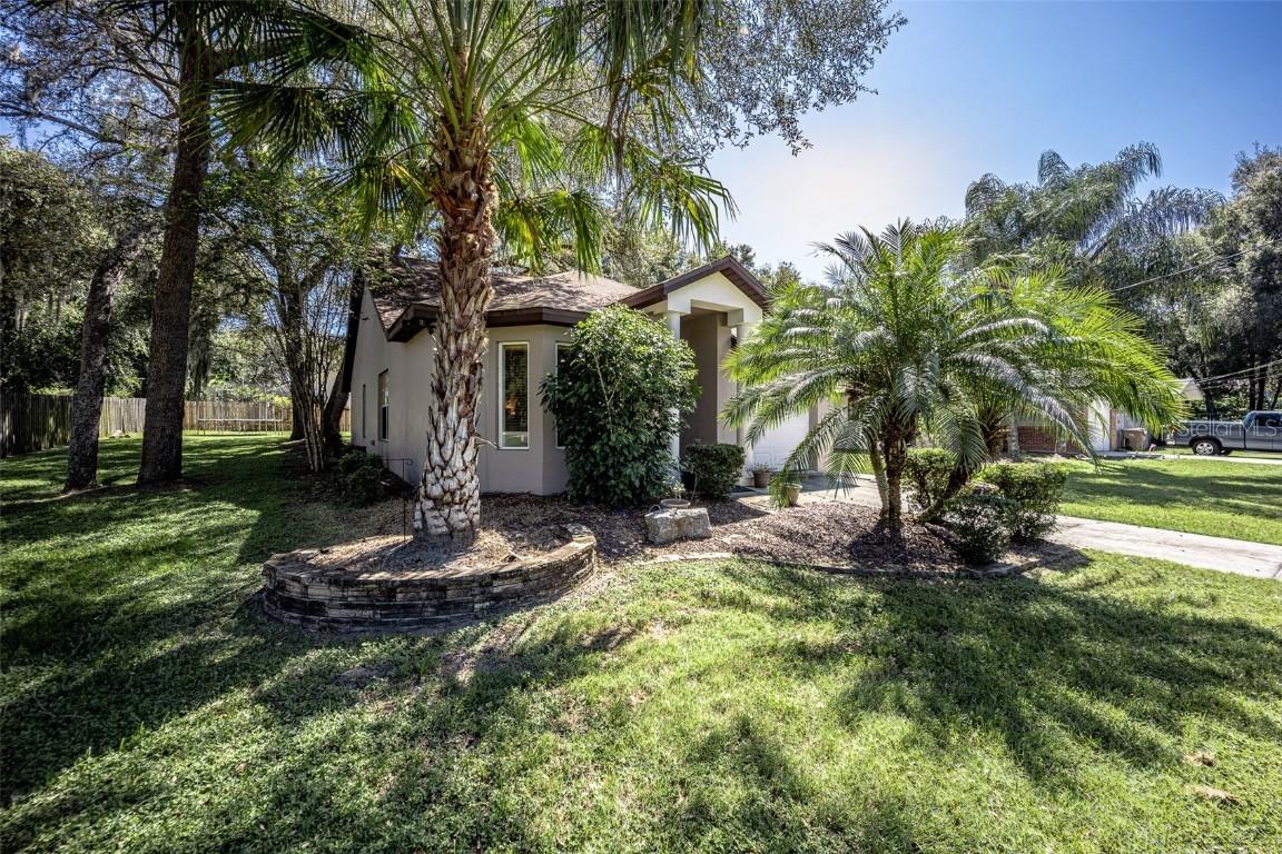 39912 Grays Airport Rd., Lady Lake, FL 32159