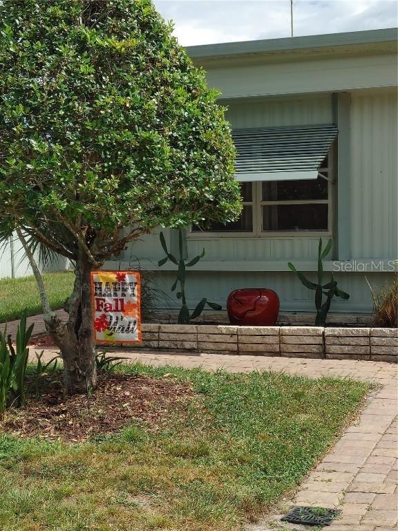 12635 Milwaukee Ave., Tavares, FL 32778