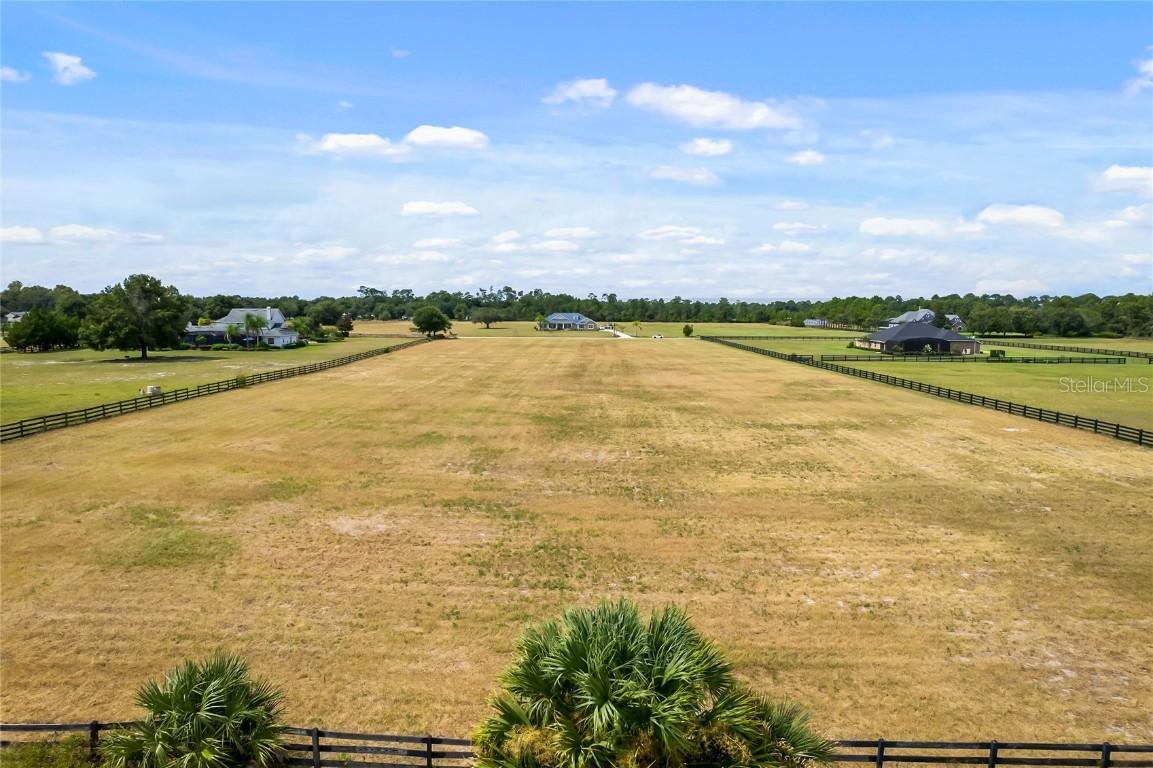 29146 Can Do Ln., Tavares, FL 32778