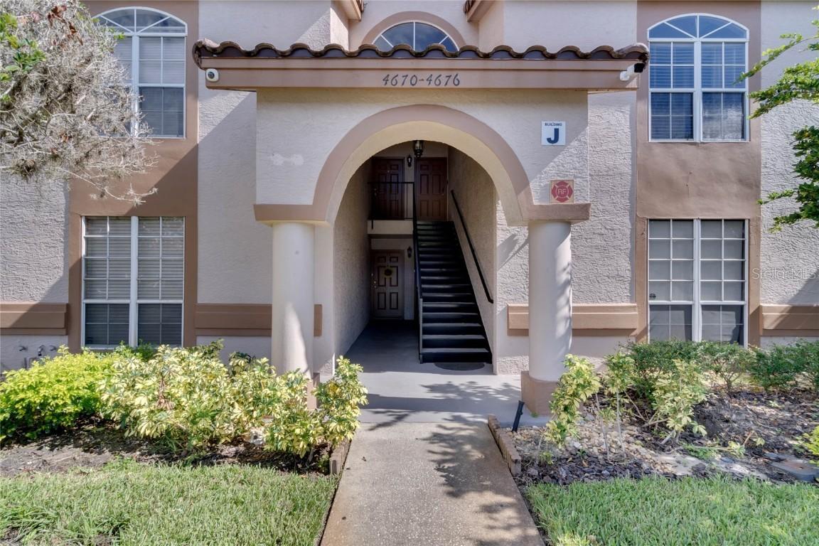 4672 Pembrook Pl. #202, Orlando, FL 32811