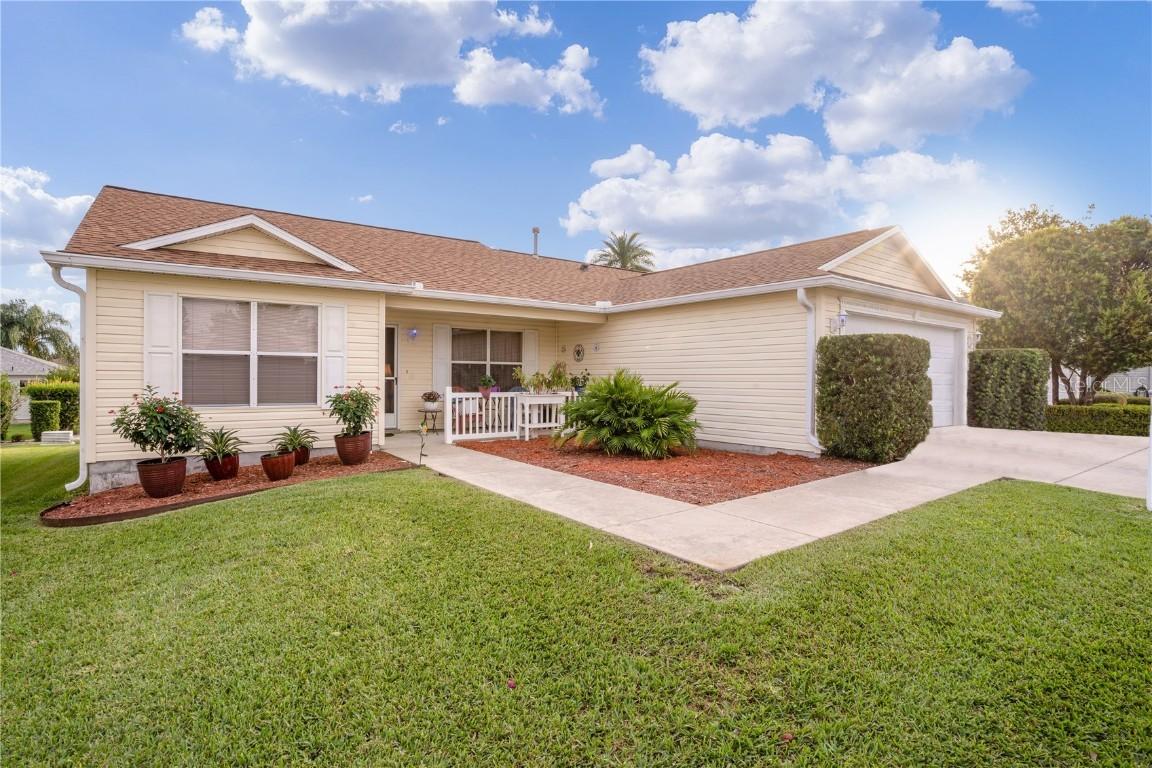 17072 SE 96 Chapelwood Cir., The Villages, FL 32162