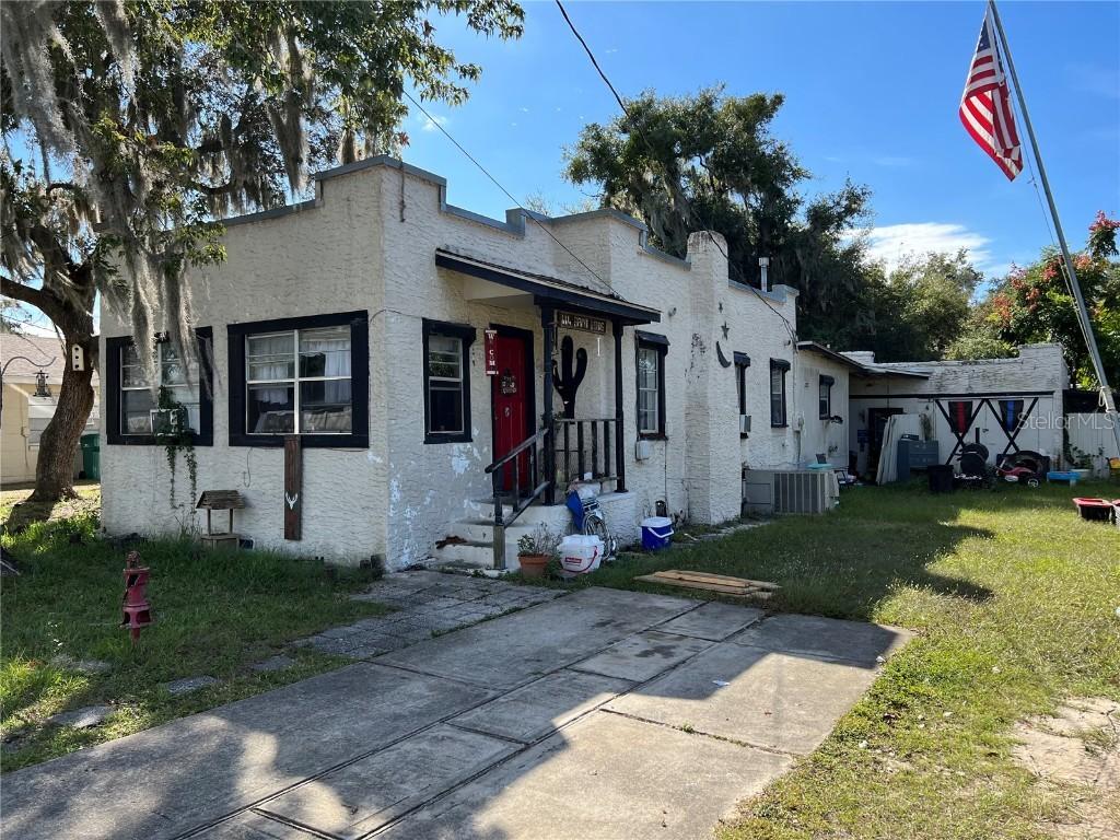 114 W Saint Louis Ave., Eustis, FL 32726