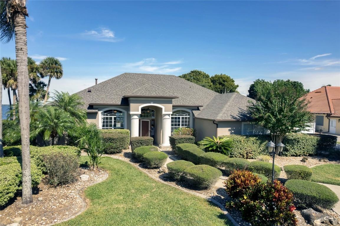 1756 Waterview Dr., Leesburg, FL 34748