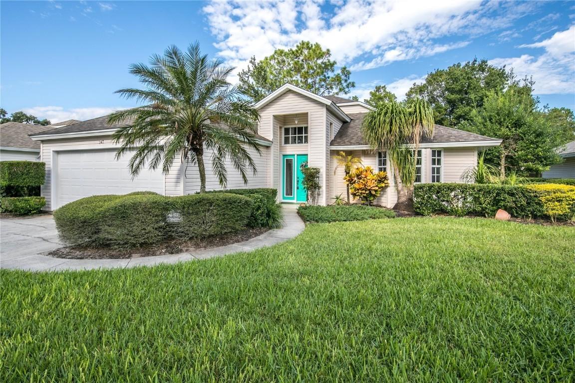 247 Juniper Way, Tavares, FL 32778