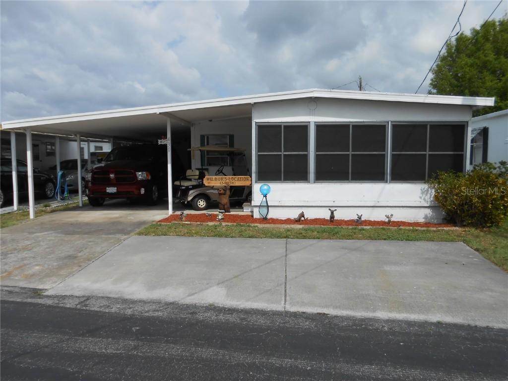 430 Sinclair Cir., Tavares, FL 32778