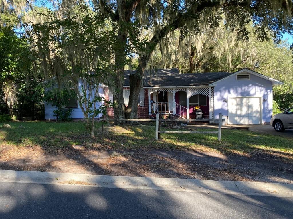 504 Lee St., Leesburg, FL 34748