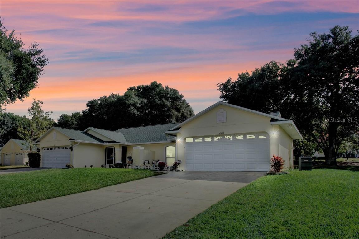 8914 Courtyard Ln., Groveland, FL 34736